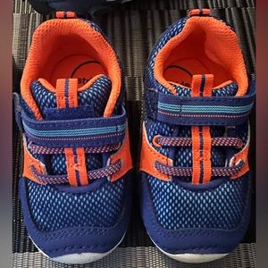 Stride rite baby sneakers size 5.5